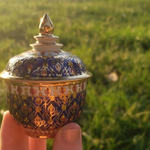 Handcrafted Benjarong Porcelain Covered Jar - Picture 1 of 10